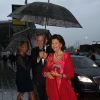 La reine Silvia de Suède arrivant au Grand Hotel de Stockholm pour le dîner de gala suivant la cérémonie du Polar Music Prize 2014. La reine Silvia et la princesse Madeleine avaient refusé de participer à la cérémonie en raison du passé du lauréat Chuck Berry, reconnu coupable dans les années 1960 suite à des allégations de relations sexuelles avec une mineure de 14 ans.