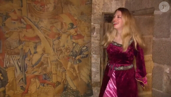 Emeline en princesse - Bande-annonce de "L'amour est dans le pré 2014" sur M6. Episode diffusé le 1er septembre 2014.
