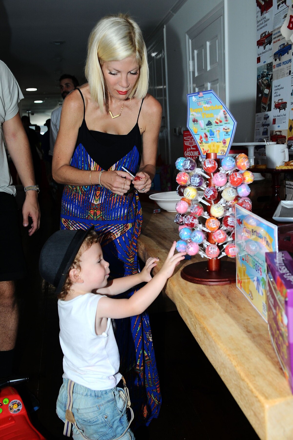 Photo Tori Spelling with son Finn during Tori Spelling and Dean's son