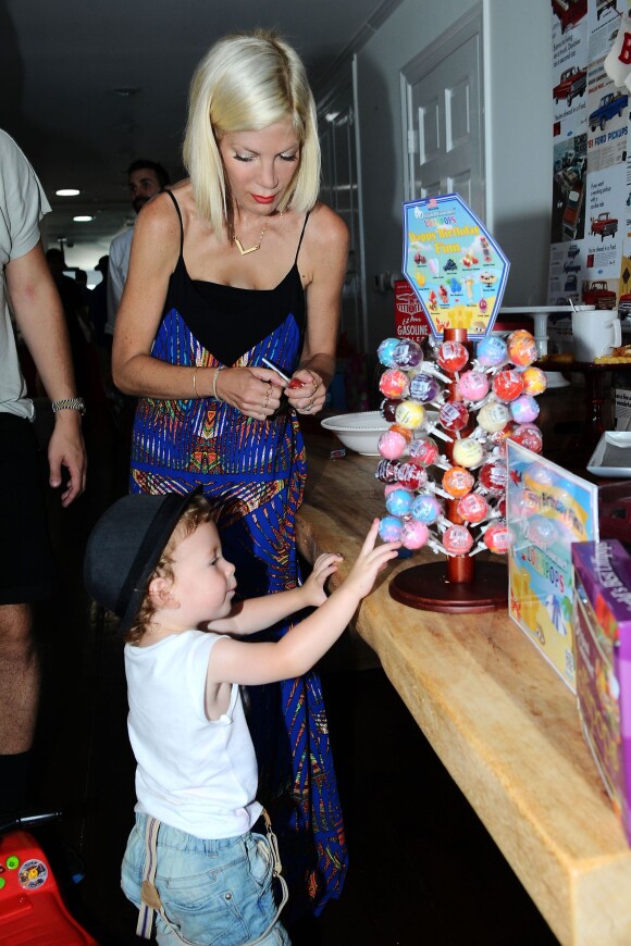 Tori Spelling with son Finn during Tori Spelling and Dean's son Finn 2nd birthday, presented by Snackeez in Malibu; Los Angeles, CA, USA, on August 30, 2014. Photo by Michael Simon/startraks/ABACAPRESS.COM01/09/2014 - Los Angeles