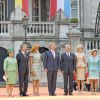 Maria Teresa et Henri de Luxembourg, Willem-Alexander et Maxima des Pays-Bas, Mathilde et Philippe de Belgique, Joachim Gauck et Daniela Schadt posent lors de la célébration, le 30 août 2014 à Maastricht, du bicentenaire du royaume des Pays-Bas.