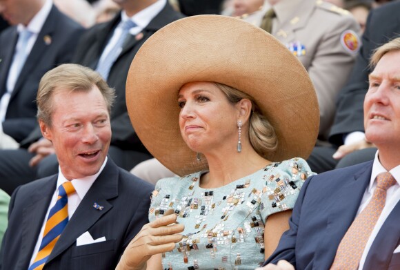 Le grand-duc Henri de Luxembourg, la reine Maxima des Pays-Bas et le roi Willem-Alexander des Pays-Bas lors de la célébration, le 30 août 2014 à Maastricht, du bicentenaire du royaume des Pays-Bas.