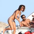 Nicole Scherzinger profite d'un après-midi ensoleillée sur un bateau à Formentera. Le 31 août 2014.
