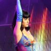 Katy Perry adopte la frange, tendance capillaire de la rentrée 2014