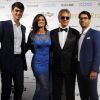 Veronica Berti, Andrea Bocelli et ses fils Amos et Matteo au gala de charité Celebrity Fight Night, en faveur de la Fondation Andrea Bocelli et du Centre Parkinson Mohamed Ali, au Palazzo Vecchio à Florence, le 7 septembre 2014.