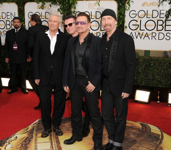 U2 aux Golden Globe Awards à Los Angeles, le 12 janvier 2014.