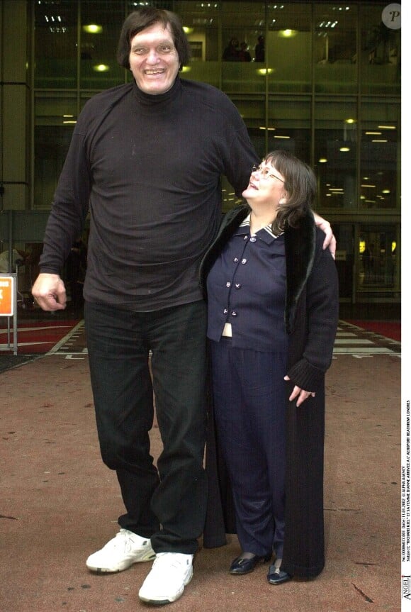 Richard Kiel et son épouse Dianne à Londres en 2002. 