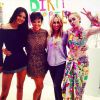 Kendall et Kris Jenner, Tish et Miley Cyrus assistent au vernissage de Dirty Hippies, l'exposition de Miley Cyrus à la rédaction de V Magazine. New York, le 10 septembre 2014.