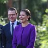 La princesse Victoria et le prince Daniel de Suède visitant le Parc des sculptures à Umea le 11 septembre 2014