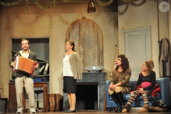 Marie Lanchas, Julien Ratel, Nicolas Lumbredas, Emmanuelle Bougerol - Filage de la pièce 'Le Père Noël est une Ordure' mise en scène par Pierre Palmade au Théâtre Tristan Bernard à Paris le 11 septembre 2014.