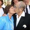 Exclusif - Macha Méril et Michel Legrand heureux de s'être unis civilement à la mairie de Monaco, le 16 septembre 2014.