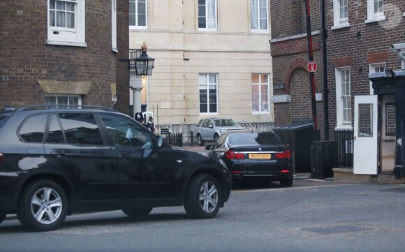 Des allées et venues ont eu lieu aux abords de Clarence House, à Londres, dans la soirée du 17 septembre 2014 pour la soirée des 30 ans du prince Harry.
