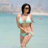 La star de télé-réalité Casey Batchelor profite d'un après-midi ensoleillé sur une plage de Dubaï. Le 15 septembre 2014.