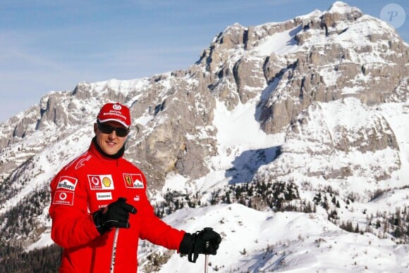 Michael Schumacher en train de skier à Madonna di Campiglio, Italie, le 12 janvier 2006.