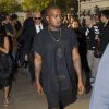 Kanye West arrive au Palais de Chaillot pour assister au défilé Rick Owens. Paris, le 25 septembre 2014.