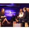 Rania de Jordanie en interview sur CNN avec Bill Clinton le 25 septembre 2014, photo publiée sur Instagram.