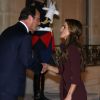 La reine Rania de Jordanie, superbe en Elie Saab, accompagnait son époux le roi Abdullah II à l'Elysée en visite officielle à Paris le 17 septembre 2014.