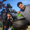 Laurent Lafitte assiste à la soirée de lancement des animateurs de Halloween organisée à Disneyland Paris, le samedi 27 septembre 2014.