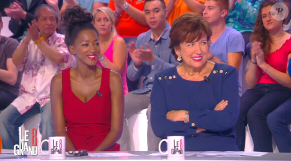 Roselyne Bachelot, aux côtés d'Hapsatou Sy, avoue avoir refusé de participer à "Danse avec les stars" sur TF1 sur le plateau du "Grand 8" sur D8. Le 29 septembre 2014.