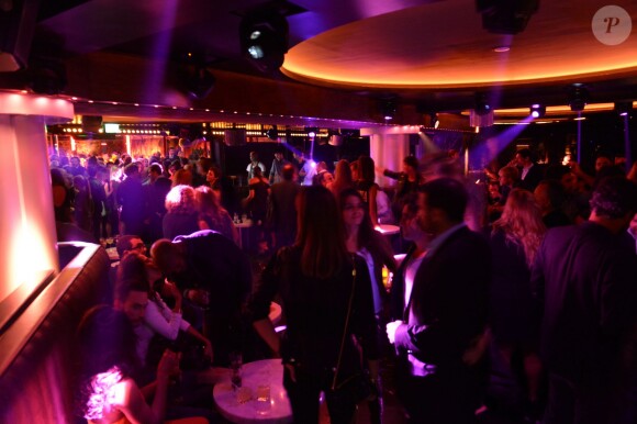 Ambiance - Inauguration de la discothèque L'Arc à Paris le 2 octobre 2014.