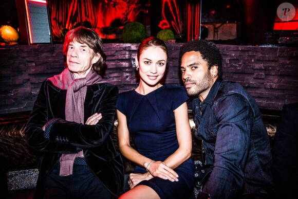 Mick Jagger, Olga Kurylenko et Lenny Kravitz réunis pour l'ouverture de l'Arc à Paris le 2 octobre 2014