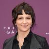 Juliette Binoche lors du Qatar Prix de l'Arc de Triomphe à l'hippodrome de Longchamp à Paris, le 5 octobre 2014