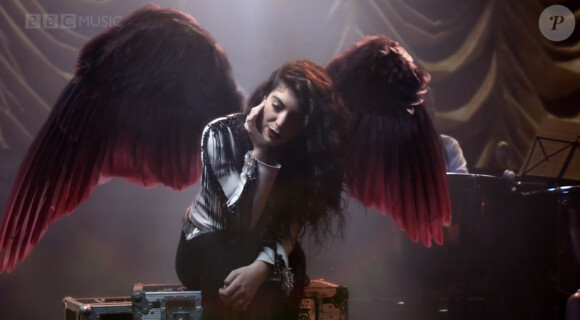 Lorde dans "God Only Knows" de Brian Wilson (Beach Boys), le single caritatif de la BBC en faveur de l'association Children in Need, octobre 2014.