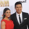 Courtney Mazza et Mario Lopez à la soirée des ALMA Awards à Pasadena le 10 octobre 2014