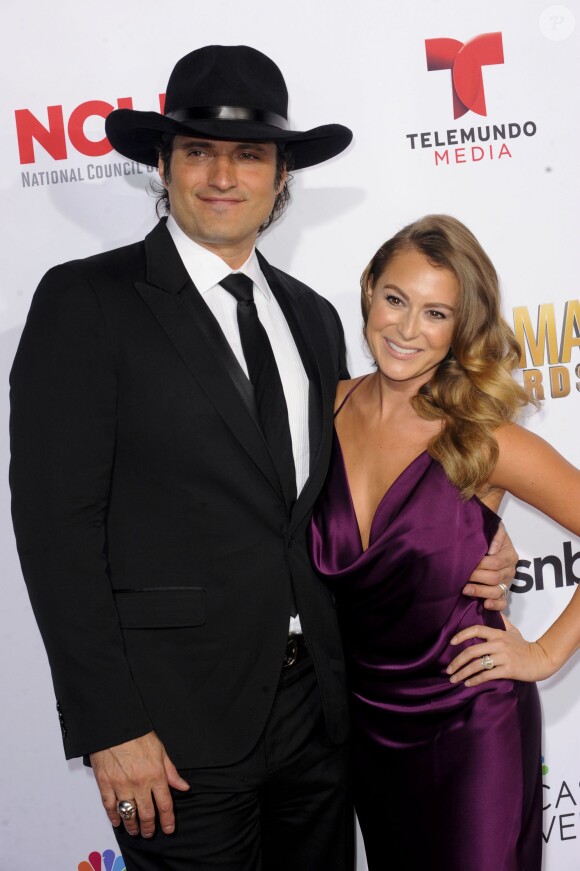 Alexa Vega et Robert Rodriguez à la soirée des ALMA Awards à Pasadena le 10 octobre 2014