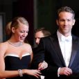  Blake Lively et son mari Ryan Reynolds sur la mont&eacute;e des marches du film "Captives" lors du 67e Festival du film de Cannes le 16 mai 2014 