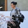 Kourtney Kardashian (enceinte) et son petit ami Scott Disick sont allés rendre visite à des amis à Studio City, le 15 octobre 2014