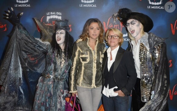 Sandrine Quétier et Ariane Massenet - Générale de la comédie musicale Le Bal des Vampires, au théâtre Mogador à Paris, le 16 octobre 2014