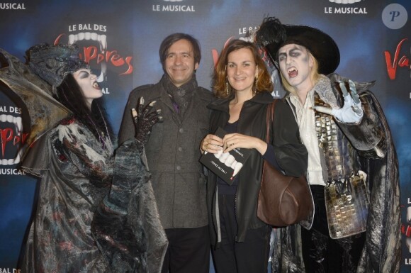 Armelle (Armelle Lesniak) et Thierry Samitier - Générale de la comédie musicale Le Bal des Vampires, au théâtre Mogador à Paris, le 16 octobre 2014
