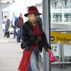 Rita Ora quitte son domicile et se rend à l'aéroport d'Heathrow à Londres, le 20 octobre 2014.