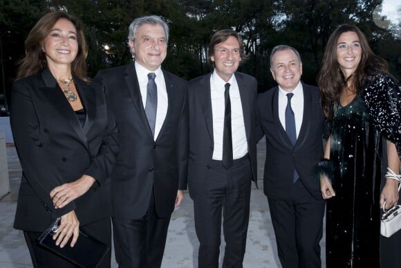 Sidney Toledano et sa femme Katia Toledano, Michael Burke, Pietro Beccari et sa femme Elisabetta - Inauguration du musée de la Fondation Louis Vuitton à Paris le 20 octobre 2014. 