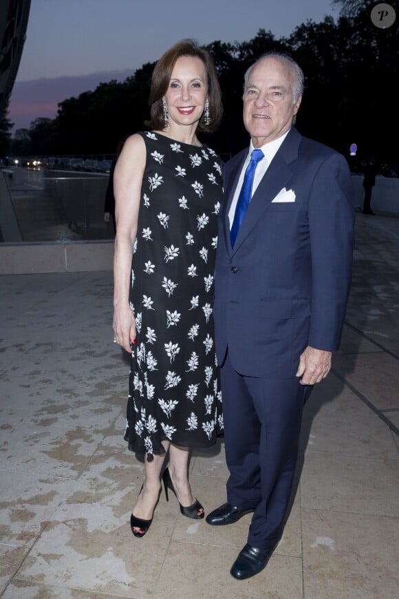 Henry Kravis et sa femme - Inauguration du musée de la Fondation Louis Vuitton à Paris le 20 octobre 2014. 