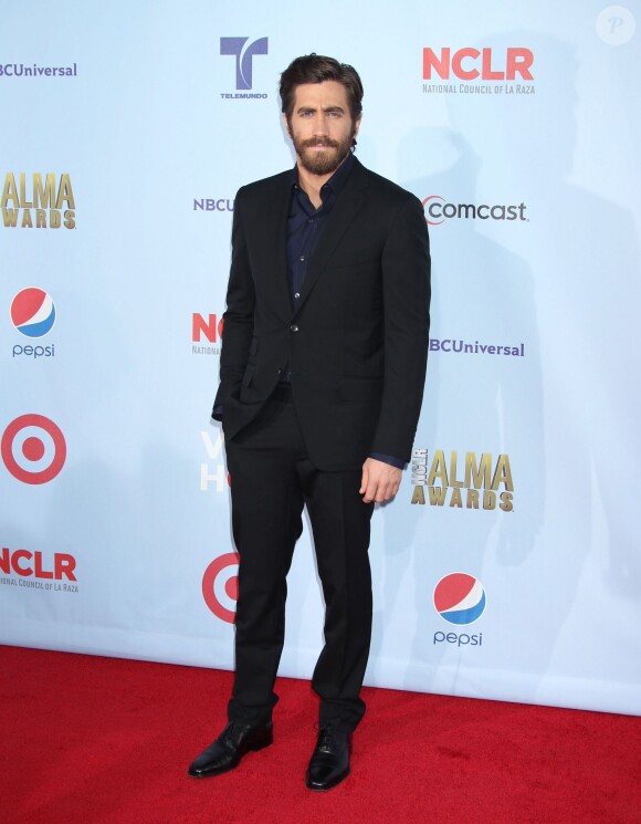 Jake Gyllenhaal lors des ALMA Awards le 16 septembre 2012