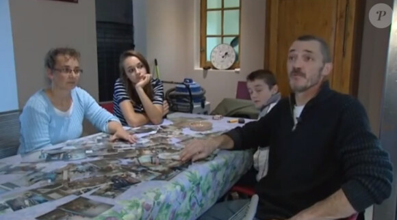 Thierry et Nathalie se plaignent des travaux effectués chez eux par l'équipe de l'émission "Tous ensemble", diffusée sur TF1. Octobre 2014.
