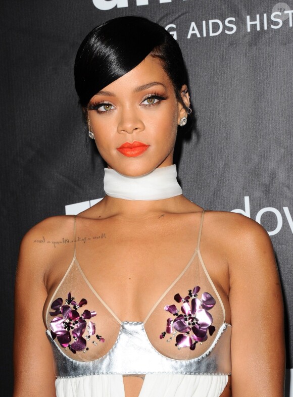 Rihanna assiste au gala Inspiration de l'amfAR, aux Milk Studios. Los Angeles, le 29 octobre 2014.