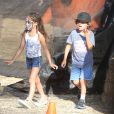  Jennifer Lopez emm&egrave;ne ses enfants Max et Emme au Mr. Bones Pumpkin Patch &agrave; West Hollywood, le 11 octobre 2014.  