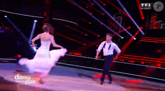 Rayane Bensetti et Denitsa Ikonomova dans Danse avec les stars 5 sur TF1, le samedi 1er novembre 2014