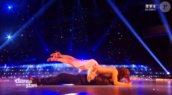 Nathalie Péchalat et Christophe Licata dans Danse avec les stars 5 sur TF1, le samedi 1er novembre 2014