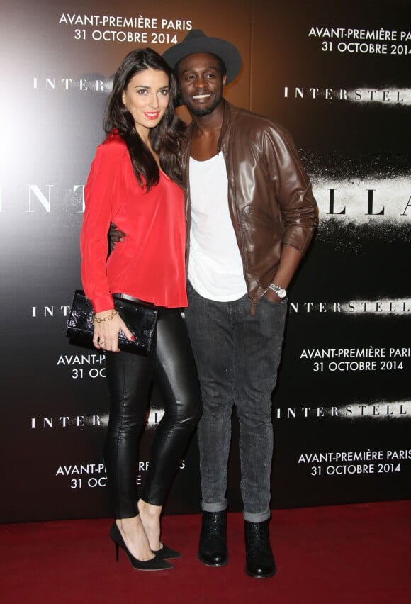 Corneille et son épouse Sofia de Medeiros à la première du film Interstellar au Grand Rex à Paris le 31 octobre 2014