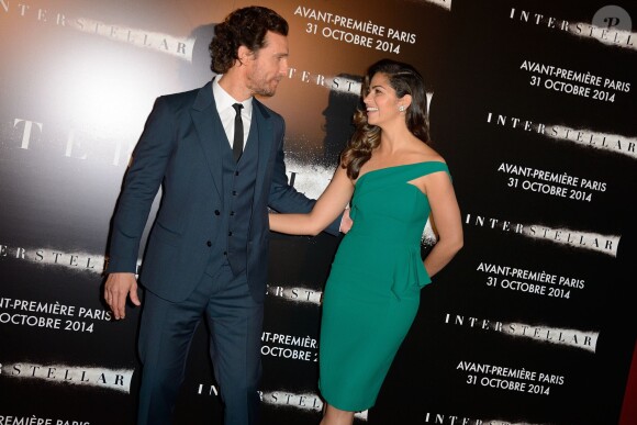 Matthew McConaughey et Camila Alves lors de l'avant-première du film Interstellar au Grand Rex à Paris le 31 octobre 2014