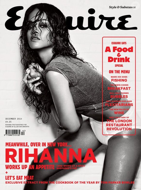 Rihanna apparaît en couverture du numéro de décembre 2014 du magazine Esquire UK. Photo par Ellen von Unwerth.