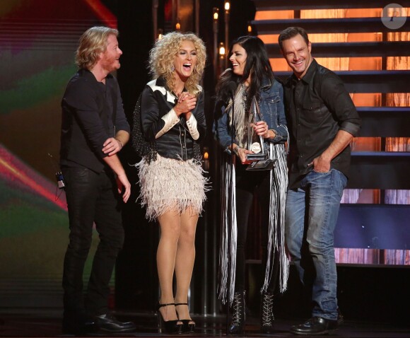 Little Big Town sur la scène des CMA Awards à Nashville, le 5 novembre 2014.