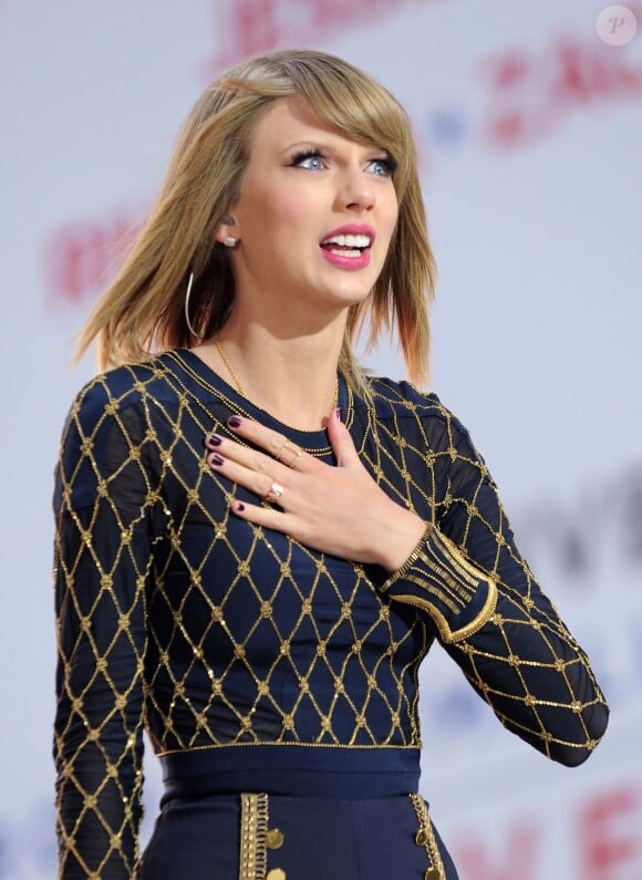 Taylor Swift lors de son concert "1989" dans l'émission "Good Morning America" à New York, le 3 octobre 2014. 