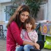 Exclusif : Adeline Blondieau et sa fille Wilona posent lors de l'enregistrement des Contes de Tiji pour la chaîne de télévision Tiji à Montigny Les Cormeilles, le 31 octobre 2014.