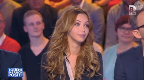 Nabilla dans Touche pas à mon poste, le mercredi 5 novembre 2014.