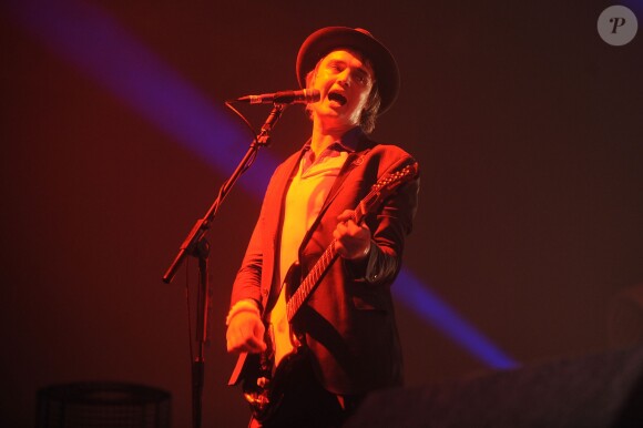 Pete Doherty en concert avec son groupe, The Libertines, à Londres le 26 septembre 2014.